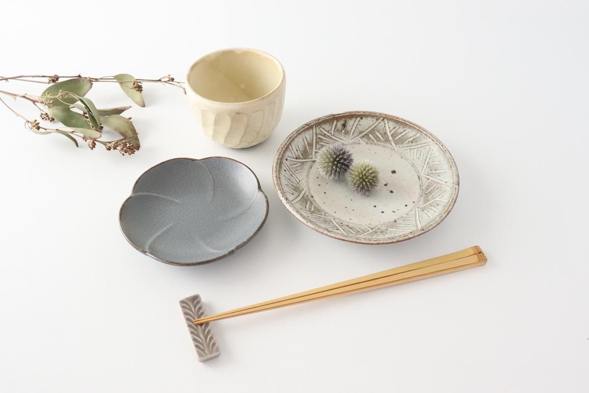 灰釉銘々皿 伊賀灰釉銘々角皿（MA-277） 作家「新学」