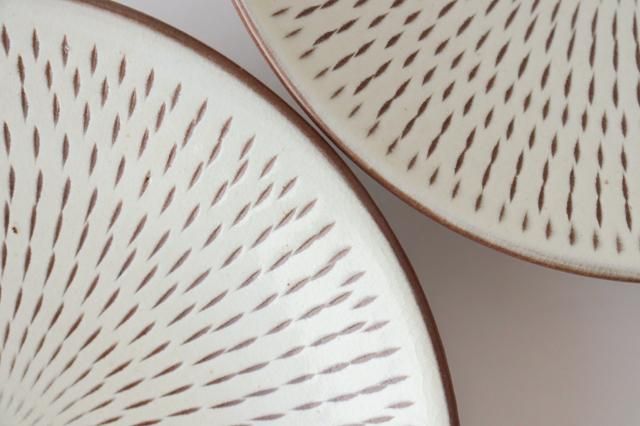 6寸皿｜トビカンナ｜飴縁内掛｜小石原焼｜和食器通販｜うちる｜和食器