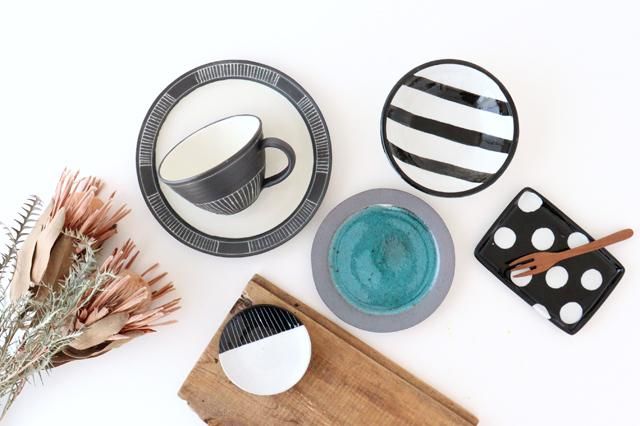 常滑小皿 白黒｜小皿｜線｜陶器｜石堂陶芸｜常滑焼｜和食器通販｜うちる