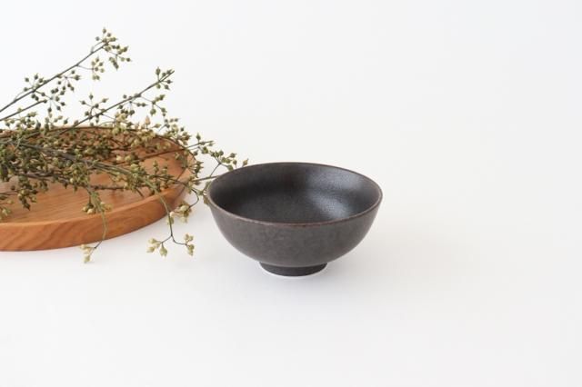 手作り 陶器 茶碗 クリーム色と黒 SALIU】飯碗 SA01 小 黒土 お茶碗 ごはん碗 夫婦茶碗 陶器 日本