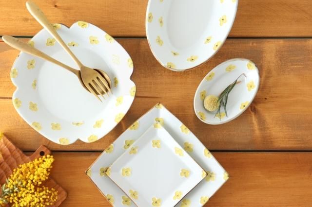 陶印いり有田焼の小鉢です 有田焼 裏印有り 煮物 小鉢 5つずつセット 花柄の通販 by