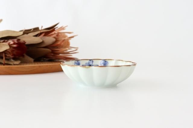 陶胎染付 菊花 小碗 陶胎染付 菊花 小碗 美術品・アンティーク・コレクション