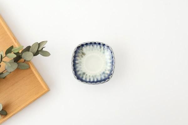 錦龍 豆皿 5枚 金彩 色絵付 染付 銘 唐草 美品 その2 錦龍 豆皿 5枚 金彩 色絵付 染付 銘 唐草 美品 その