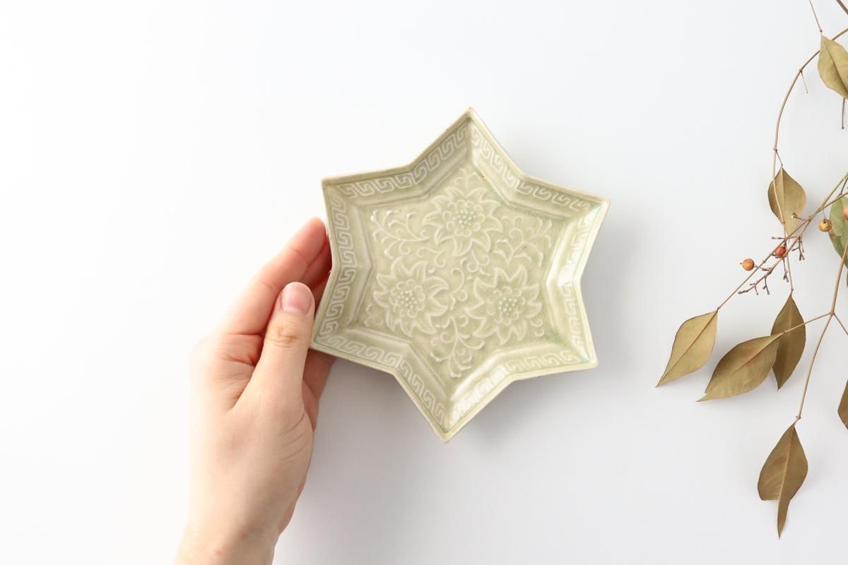 青磁星形皿｜陶器｜石田裕哉｜和食器通販｜うちる｜和食器の皿