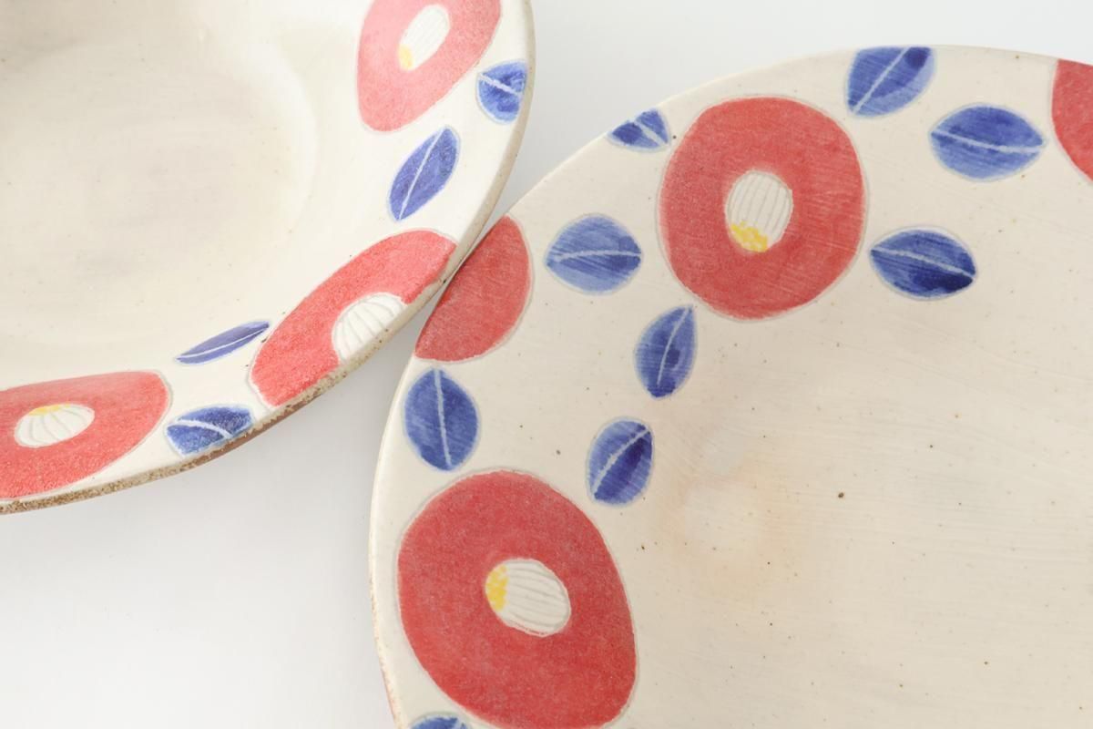 ●美品♪陶あん　色絵付け　平皿　　椿　　バラ　南天　3枚セット 徳永遊心窯 色絵椿 3寸皿 | utuwakakiiro