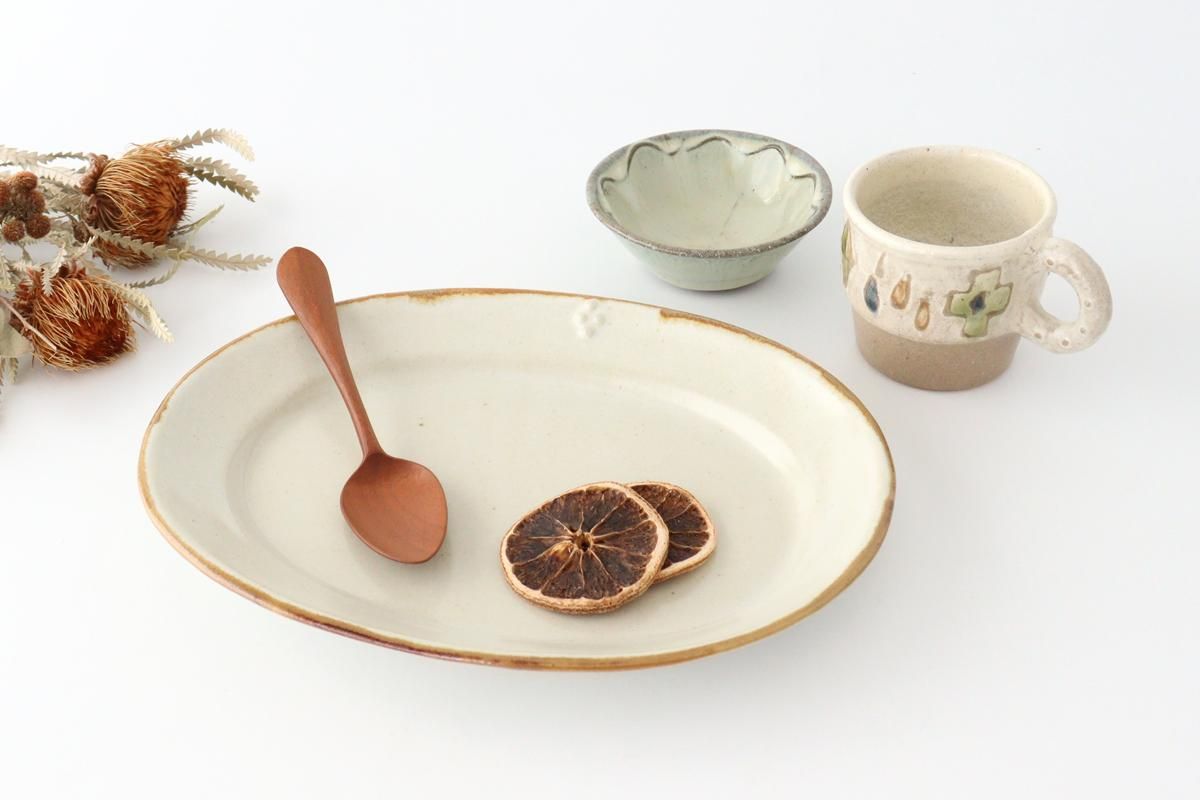 確認♡丸皿(中)♡オーダー受け付け 楽天市場】プランター 受け皿 受皿 丸型 8号 アンティーク おしゃれ