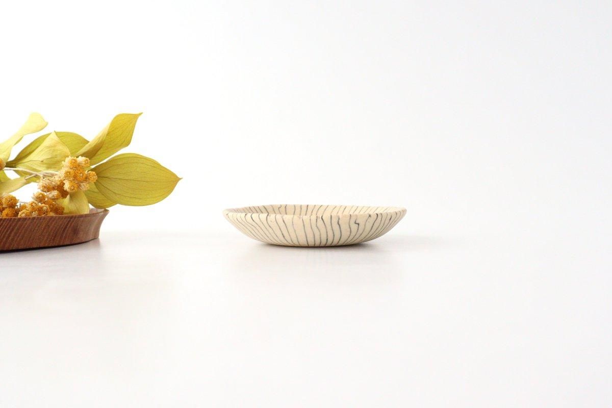 花豆皿｜白｜陶器｜田中ちあき｜和食器通販｜うちる｜和食器の皿、鉢