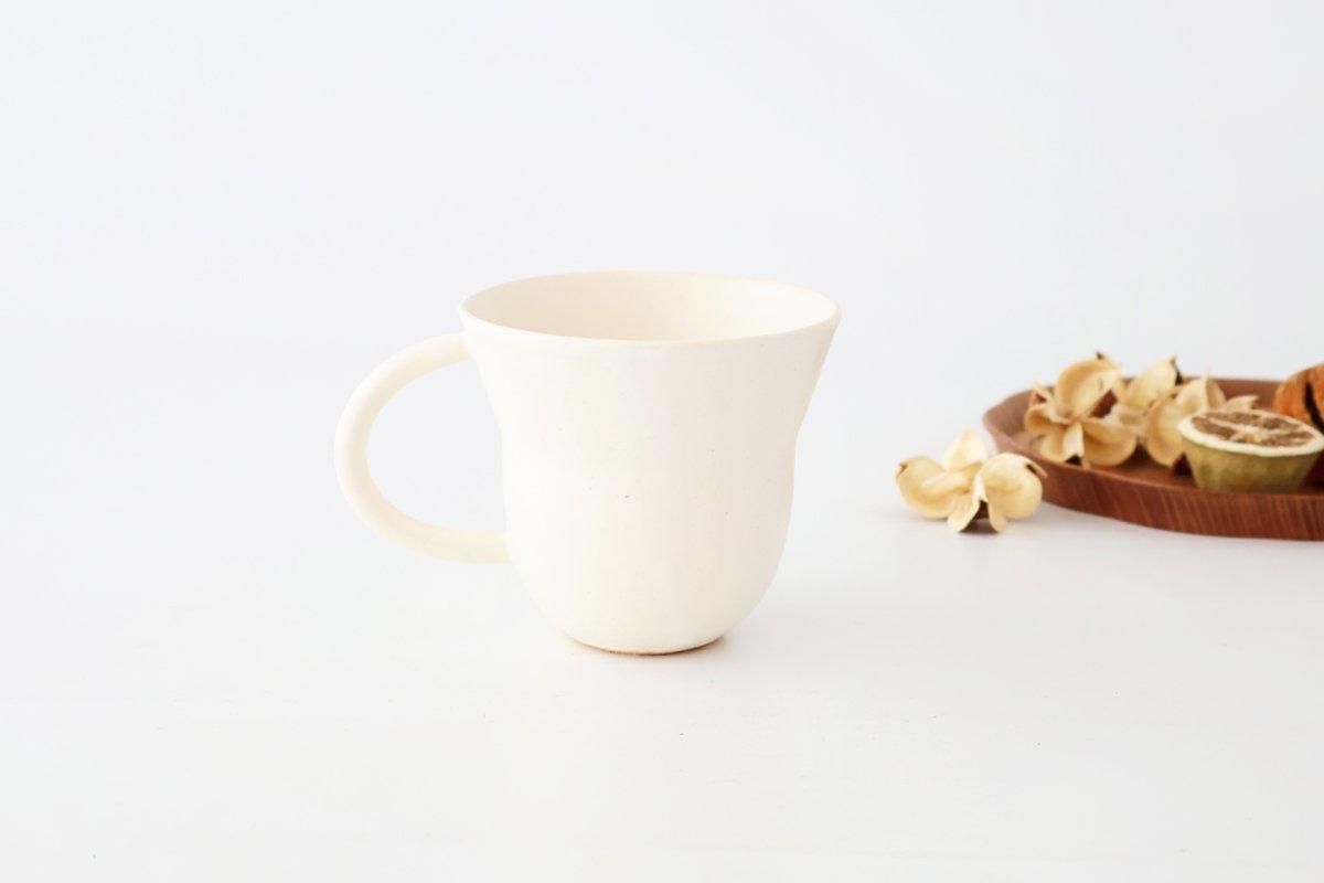 ぴーちゃんマグカップ｜白｜陶器｜hana｜和食器通販｜うちる｜和食器の