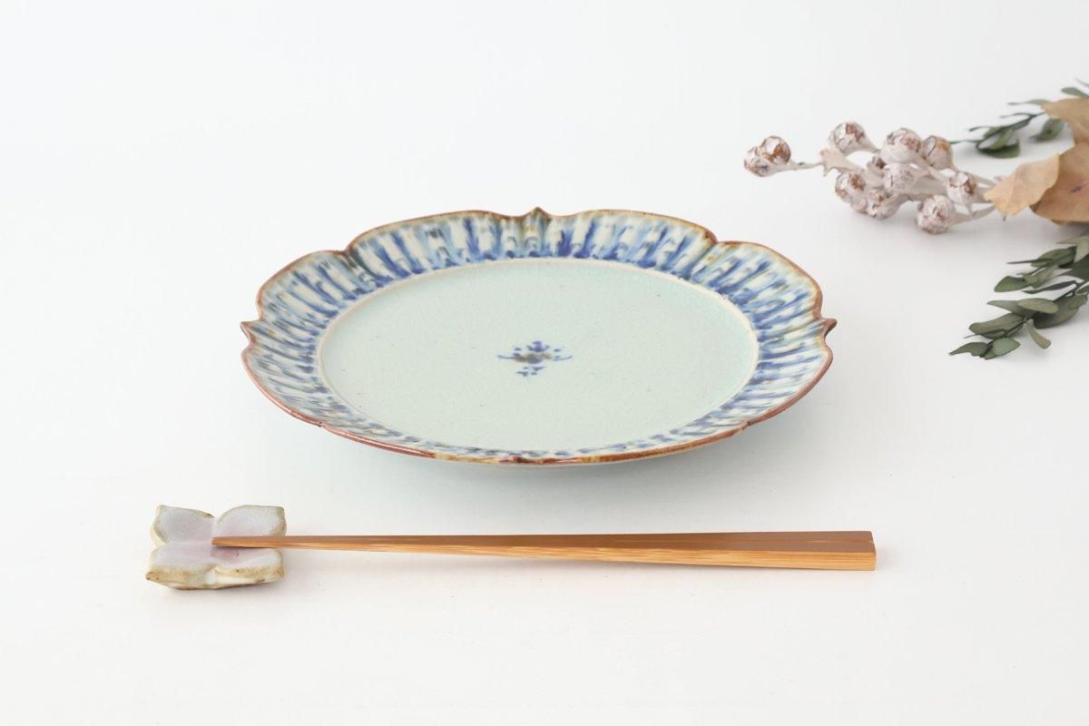 陶房遊 7.8寸輪花リム皿 錆青 - 作家ものの器と生活雑貨 on-la