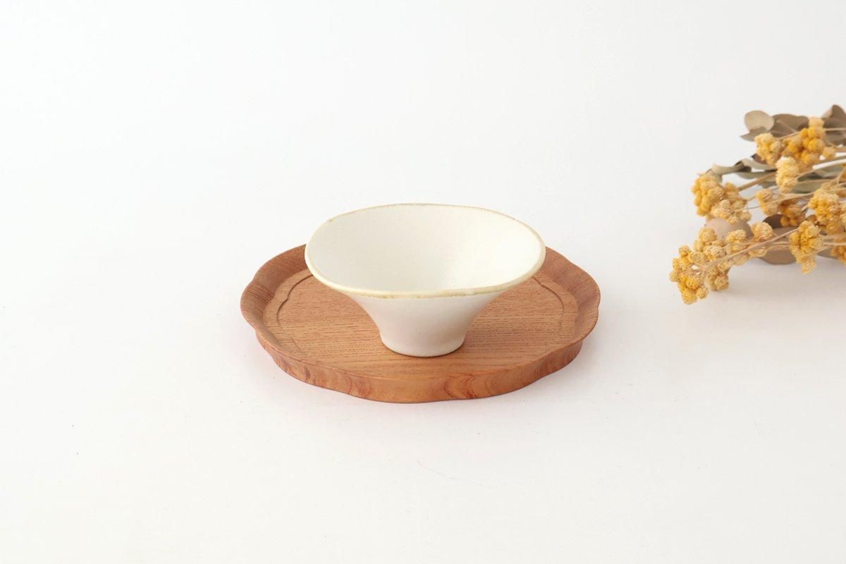 織部焼　手炙り　朝顔　愛知県陶磁美術館　陶器　茶道具 織部焼 手炙り 朝顔 愛知県陶磁美術館 陶器 茶道具 織部焼 手炙り 朝顔