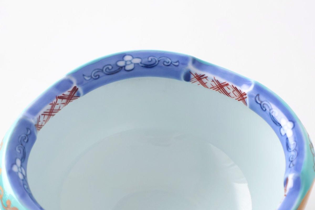 木甲型小鉢|小花唐草|磁器|有田焼|和食器通販|うちる|和 木甲型小鉢|小花唐草|磁器|有田焼|和食器通販|うちる|和