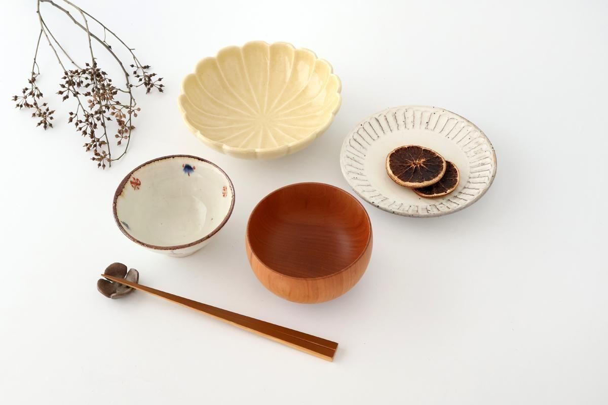 ボウル｜6寸｜黄瀬戸｜陶器｜菊花｜瀬戸焼｜うちる｜和食器の皿