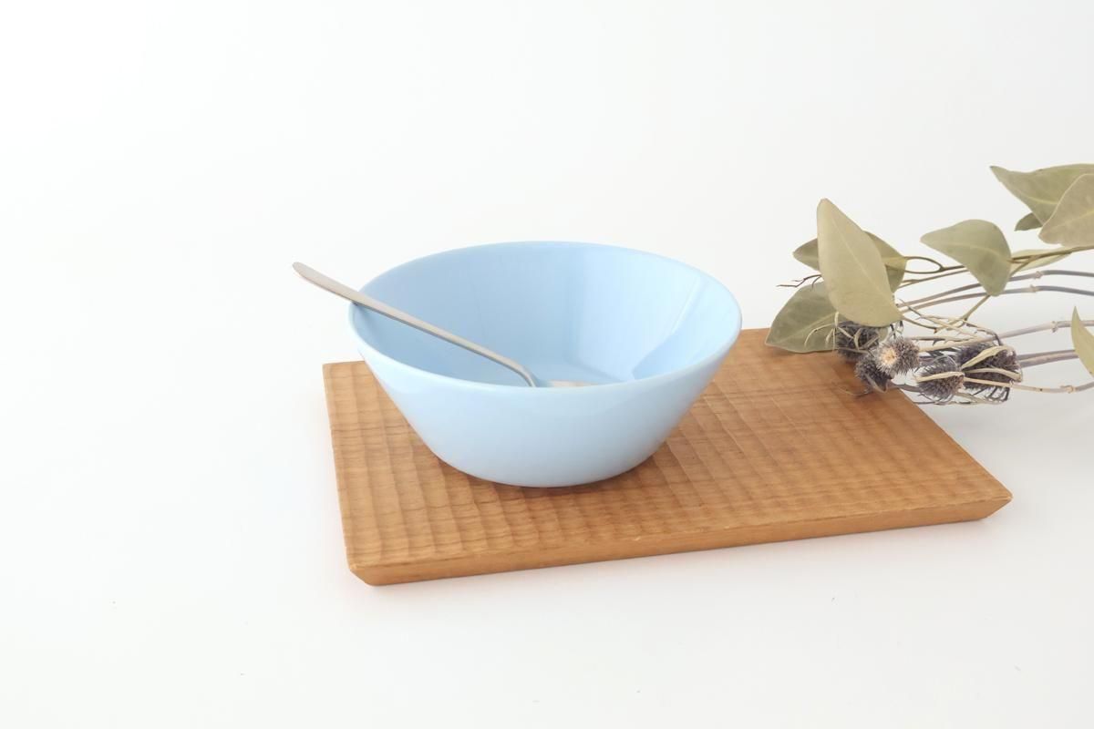 新品　イッタラ　ティーマ　ドッテドブルー　ボウル　15cm 廃盤色 iittala / Teema / ティーマ / ボウル / 15cm / ヴィンテージ
