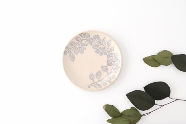 5寸皿｜グレー｜陶器｜松崎麗｜益子焼｜和食器通販｜うちる｜和食器の