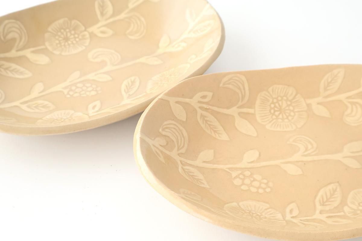 楕円皿｜ベージュ｜陶器｜松崎麗｜益子焼｜和食器通販｜うちる｜和食器