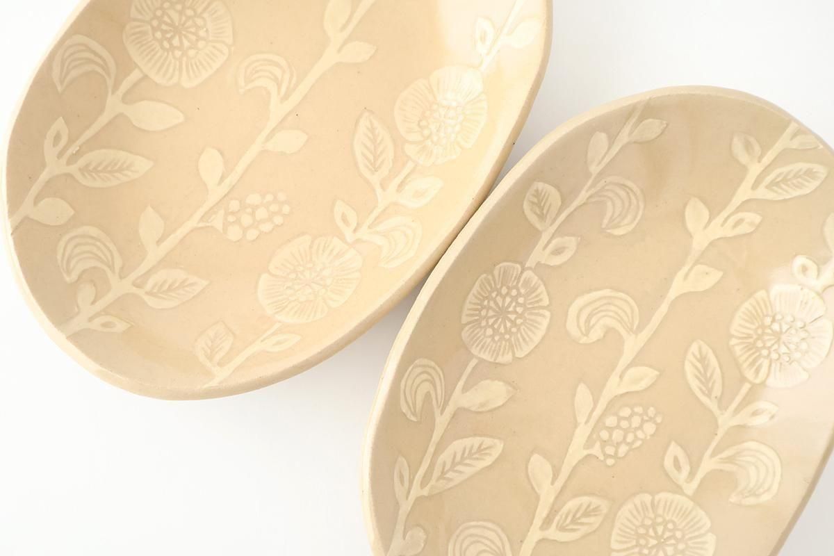 楕円皿｜ベージュ｜陶器｜松崎麗｜益子焼｜和食器通販｜うちる｜和食器