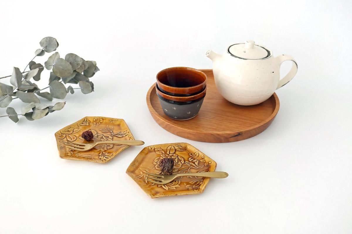 椿｜6角皿｜マスタードイエロー｜陶器｜farmer's pottery kiln 宗晃子