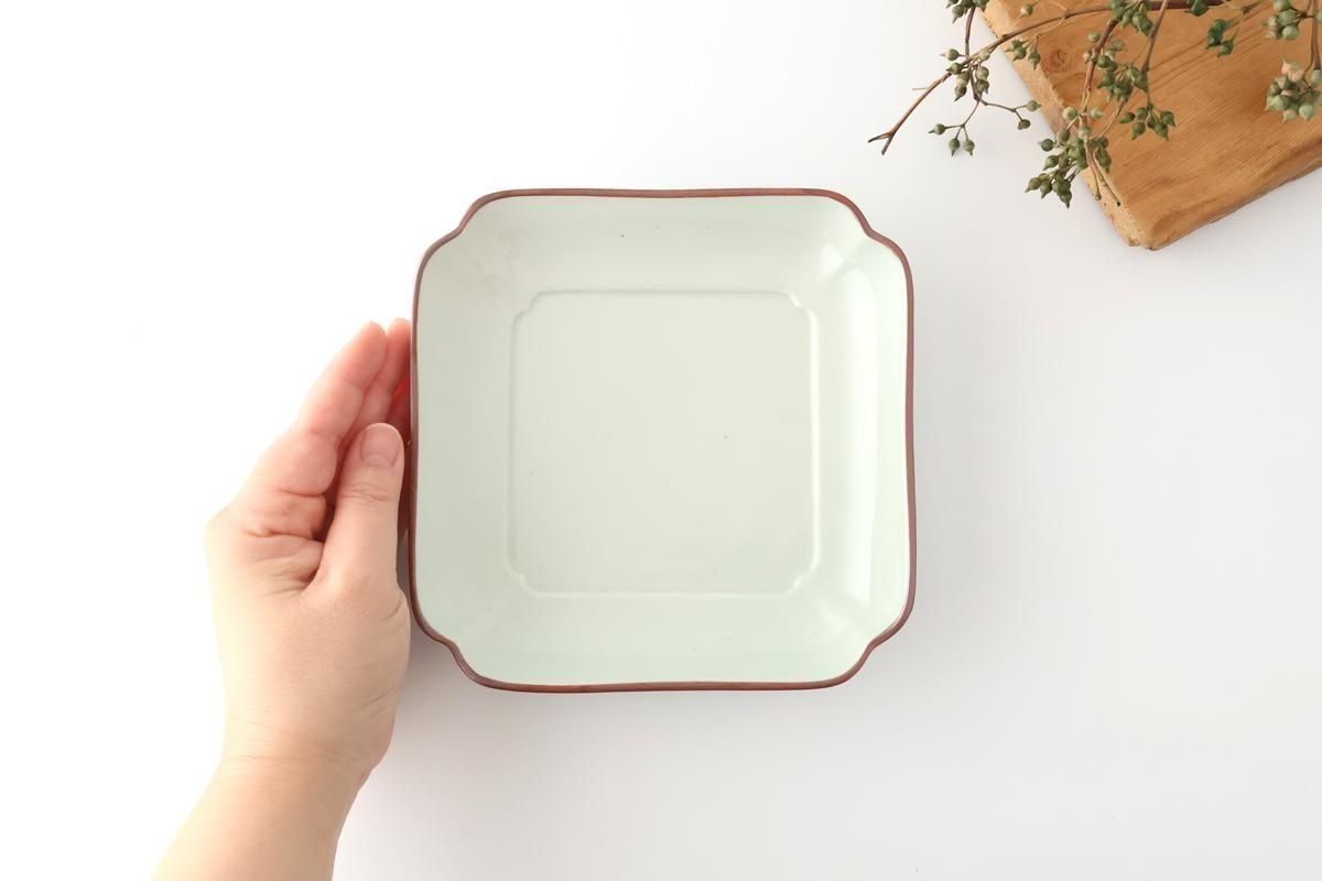 木瓜角皿｜縁錆｜正角｜磁器｜東屋｜和食器通販｜うちる｜和食器の皿