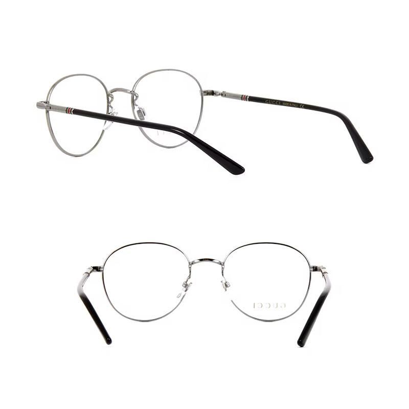 å GUCCI GG0392O 001