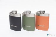 <img class='new_mark_img1' src='https://img.shop-pro.jp/img/new/icons5.gif' style='border:none;display:inline;margin:0px;padding:0px;width:auto;' />STANLEY Master Unbreakable Hip Flask 8oz (71317)
