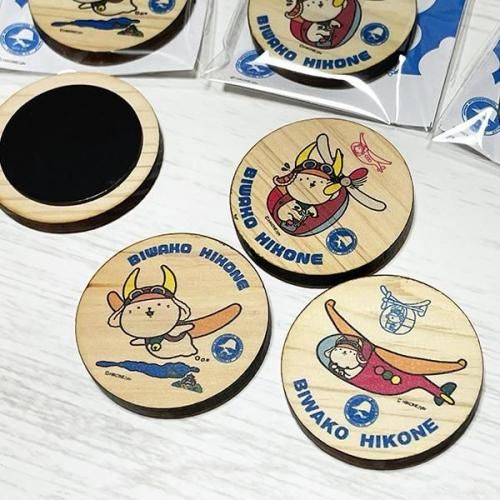 <img class='new_mark_img1' src='https://img.shop-pro.jp/img/new/icons1.gif' style='border:none;display:inline;margin:0px;padding:0px;width:auto;' />人間コンテスト×ひこにゃん＿木製丸型マグネット