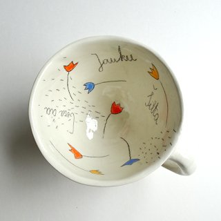 sc081 リトアニア 手びねりの形とラフな手書きイラスト 味のある陶器 マグカップ型 チューリップ