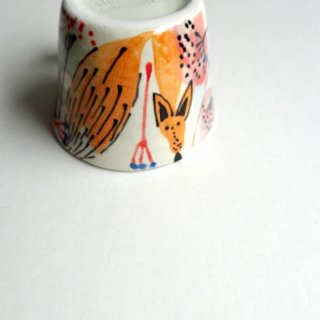 sc065 リトアニア 手びねりの形とラフな手書きイラスト 味のある陶器 デミタスカップ型 キツネ
