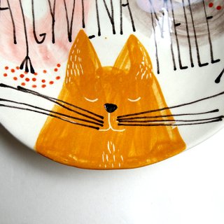 sc103 リトアニア 手びねりの形とラフな手書きイラスト 味のある陶器 取皿プレート型 14cm ネコ