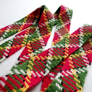 juo025 リトアニア 手織りベルト 太め毛糸で織られたチェックっぽい民族柄