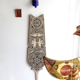 ve050 リトアニア 伝統工芸の壁飾り Verpste 天使のベルプステ 黒ベース 約幅17cm×縦63cm
