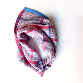 ny371 リトアニアの手織りリネンスカーフ リネン100% うっすらピンクにブルーやコーラルの色合い 約67×71cm