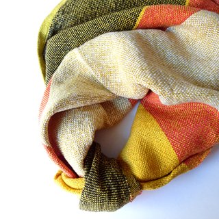 ny360 リトアニアの手織りリネンスカーフ リネン100% イエロー、オレンジ、ブラックの色合い 約82×79cm 大きめサイズ