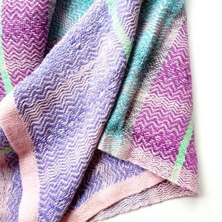 柔らかであたたかみのある、リネンの手織りモノ - リトアニアリネンと