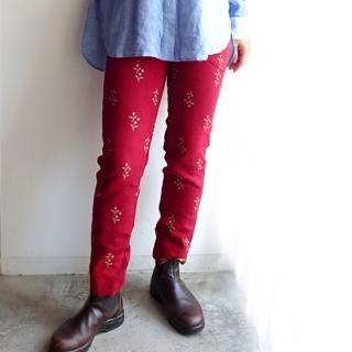 （最終値下げ）ラブディエン　リトアニアリネン　スクエアスカーフ　ボルドー色 L A D I E S ボトムス - リトアニアリネンと伝統工芸☆ラブディエン