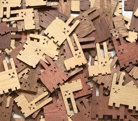 EtnoDesign リトアニアの木のパズル 12匹のウサギ うさぎ