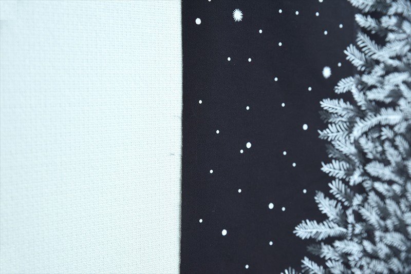 【メール便送料無料】チョークアート風 クリスマスツリー タペストリー ＆ LEDワイヤーライト ウォールツリー【貼るクリスマスツリー】【X'mas  パーティー Chalk art 黒板風 黒 壁に貼るだけ 壁掛け クリスマスツリー デコレーション】cps リトルレモネード