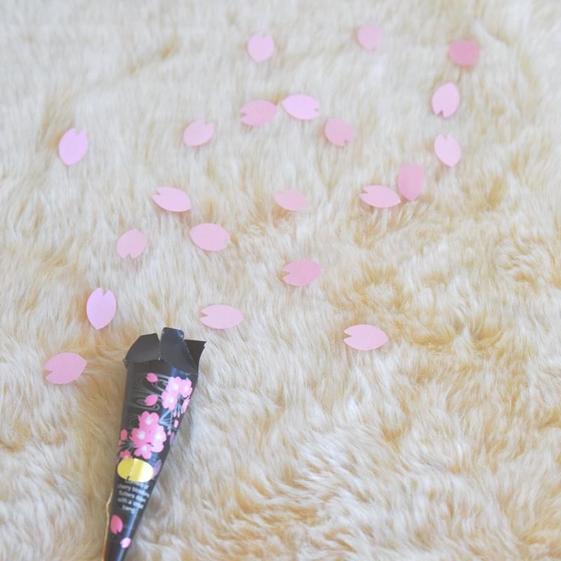 桜 紙吹雪 クラッカー 披露宴 入園式 卒園式 謝恩会 あす楽 リトル