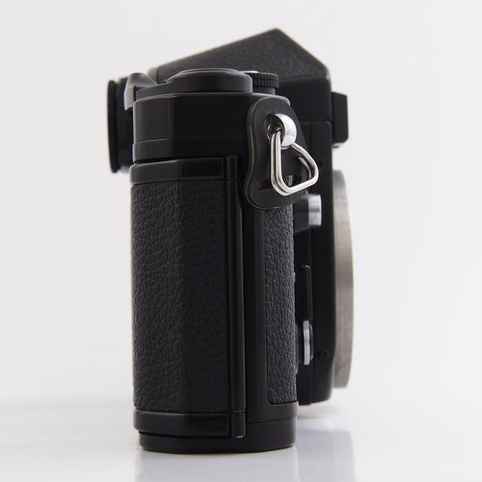 NIKON F2 EYE-LEVEL BLACK NIKON F2 EYE-LEVEL BLACK