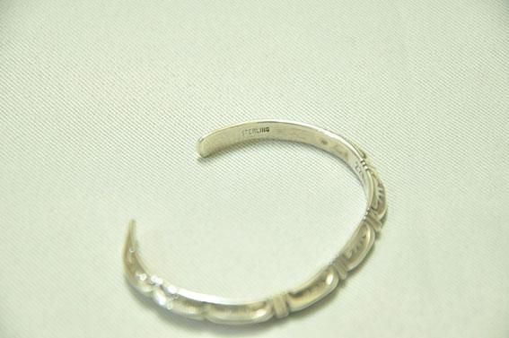 ジェネバラモーン【GENEVA RAMONE】バングル通販 トライアングル