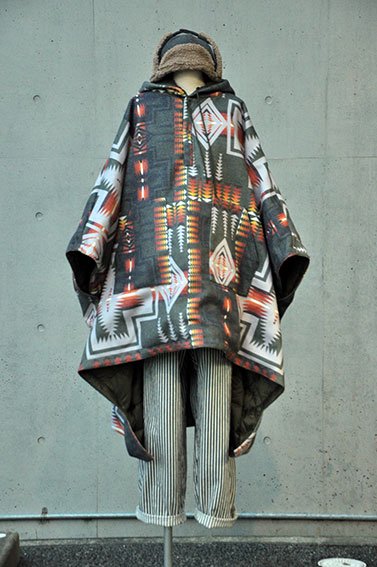 ペンドルトン×タイオン【PENDLETON x TAION】通販 リバーシブル hood down poncho ブラック