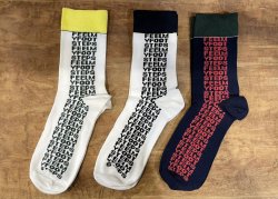 フィールマイフットステップス【FEEL MY FOOTSTEPS】pattern socks/LETTER
