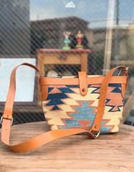<img class='new_mark_img1' src='https://img.shop-pro.jp/img/new/icons14.gif' style='border:none;display:inline;margin:0px;padding:0px;width:auto;' />LIMONCHELLOVINTAGE RUG  shoulder pochette/ơ饰ݥåȡХåɥͥ