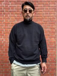 <img class='new_mark_img1' src='https://img.shop-pro.jp/img/new/icons14.gif' style='border:none;display:inline;margin:0px;padding:0px;width:auto;' />ꥢsoglia NERD Highneck sweat/ϥͥååȡ