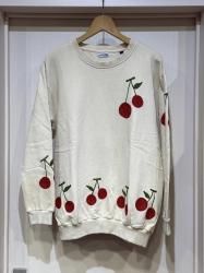 <img class='new_mark_img1' src='https://img.shop-pro.jp/img/new/icons14.gif' style='border:none;display:inline;margin:0px;padding:0px;width:auto;' />ǥJawandiEmb.Cherry Dye Crew Sweat/꡼֥ॹåȥ롼ɥͥ