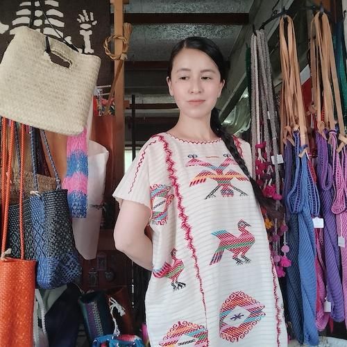 メキシコ刺繍　チコさん専用 メキシコ刺繍の洋服チュニック、メキシカン刺繍チェンテーニャ刺繍