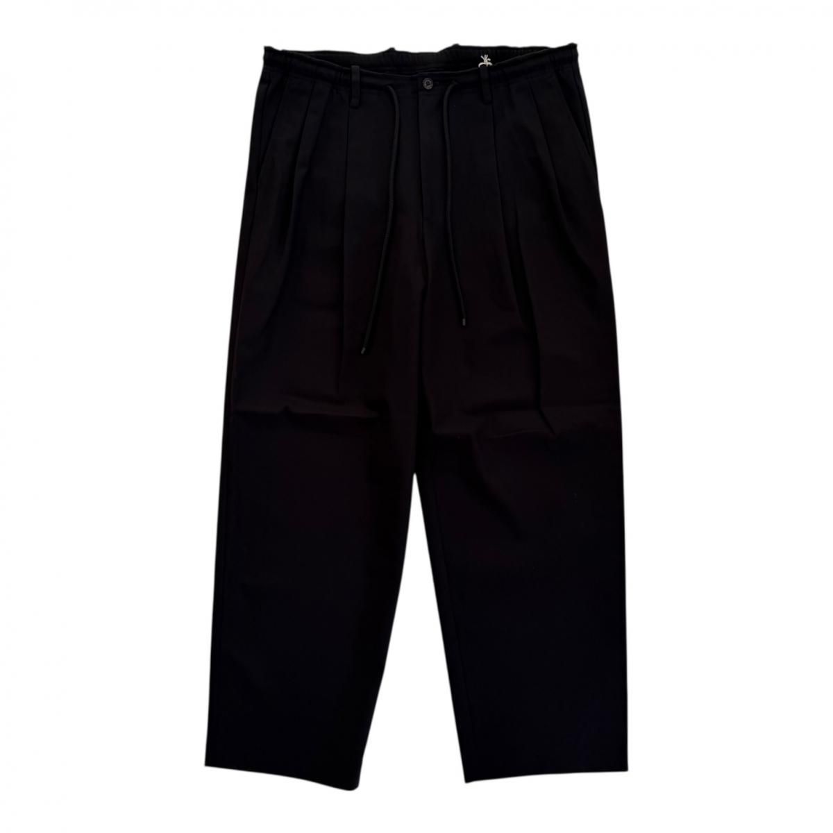 MARKAWARE <BR>DOUBLE PLEATED EASY TROUSERS (BLACK)