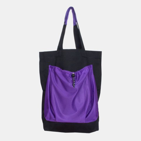 <img class='new_mark_img1' src='https://img.shop-pro.jp/img/new/icons1.gif' style='border:none;display:inline;margin:0px;padding:0px;width:auto;' />Bibbed Tote (Black/Purple)