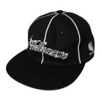 <img class='new_mark_img1' src='https://img.shop-pro.jp/img/new/icons5.gif' style='border:none;display:inline;margin:0px;padding:0px;width:auto;' />HELLRAZOR Twincle Logo 6panel Cap - Black