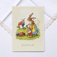 東ドイツ　ヴィンテージイースターカード ＜お母さんウサギと子供たち＞