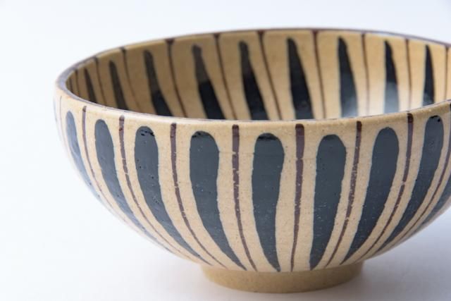 工房小春花 【瀬戸】 麦藁手四寸丸鉢（藍）｜FRANK暮らしの道具